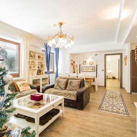 Charming 3-Bedroom Apartment Poiana Brašov Exteriér fotografie
