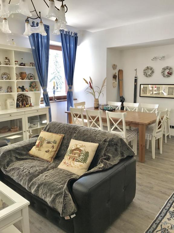 Charming 3-Bedroom Apartment Poiana Brašov Exteriér fotografie