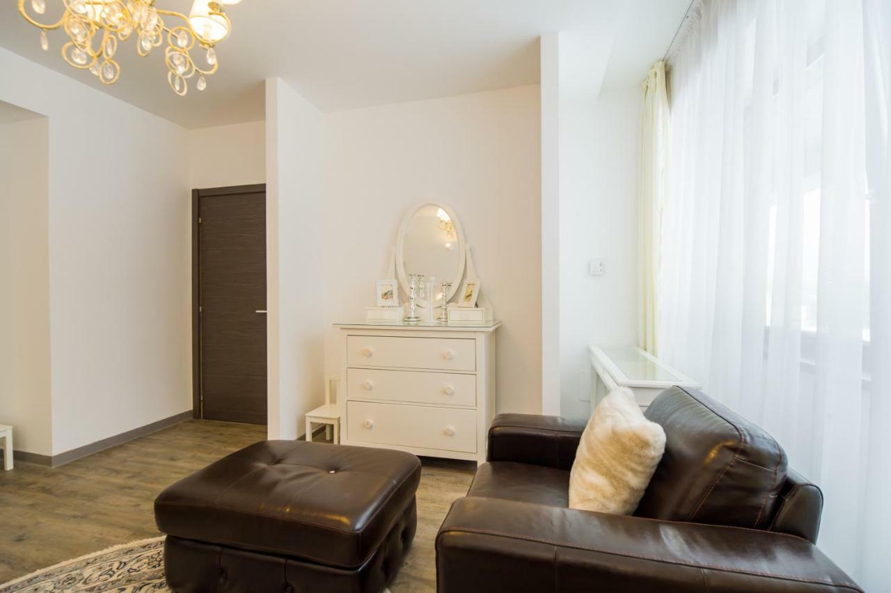 Charming 3-Bedroom Apartment Poiana Brašov Exteriér fotografie